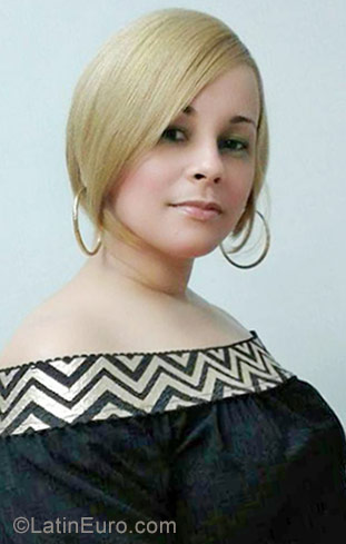 Date this happy Dominican Republic girl Miguelina from Santiago DO28894