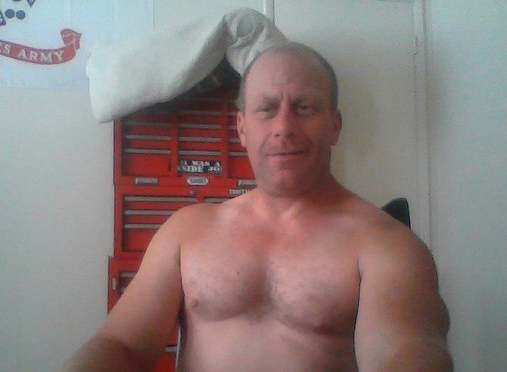 Date this hot United States man Threelegmike from Merced US18724