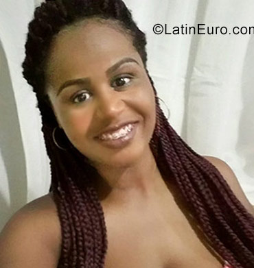 Date this beautiful Brazil girl Thamires from Rio de Janeiro BR10371
