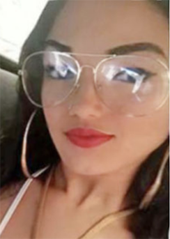 Date this voluptuous United States girl Beatriz from  DO31013