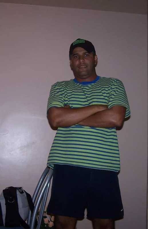 Date this voluptuous Brazil man Charles from Brasília BR10390