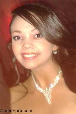 Date this good-looking Venezuela girl Yoselin from Puerto Ordaz VE1254