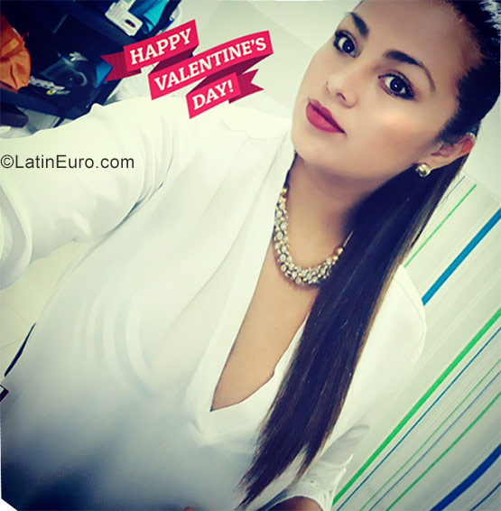 Date this young Nicaragua girl Jennifer from Managua NI198