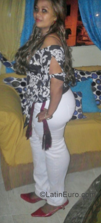 Date this charming Dominican Republic girl Odalislopez from Santo Domingo DO31837