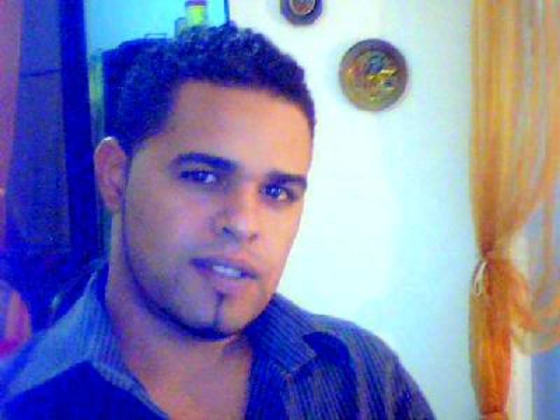 Date this beautiful Dominican Republic man CARLOS from La Vega DO37318