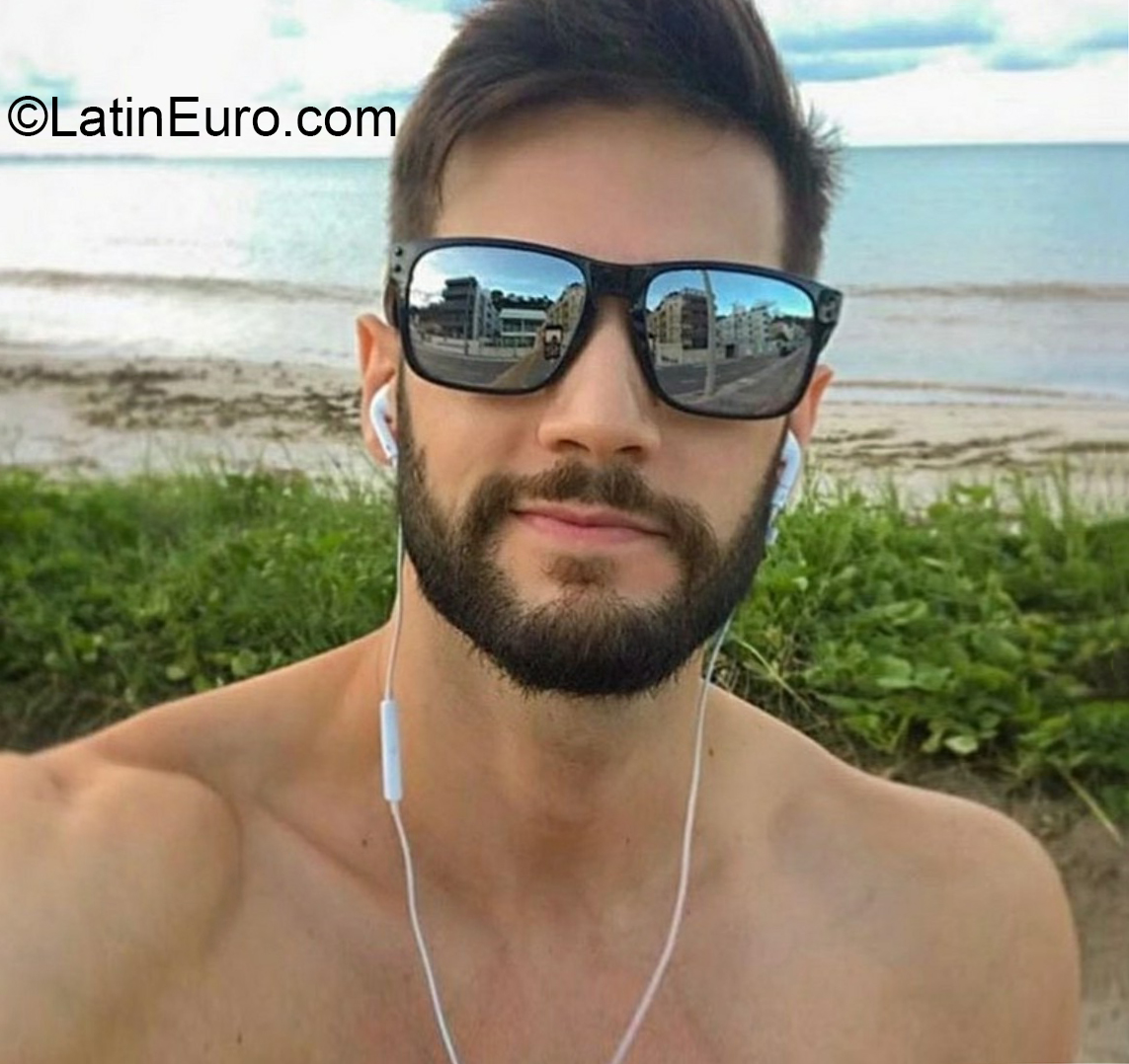 Date this charming Brazil man Murillo from Campinas BR11037