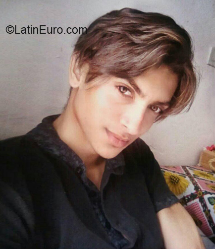 Date this sensual Colombia man David from Cartagena CO27347