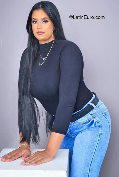 Date this exotic Dominican Republic girl Grismery from Puerto Plata DO50717