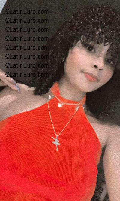 Date this exotic Dominican Republic girl Ays from Santo Domingo DO55642