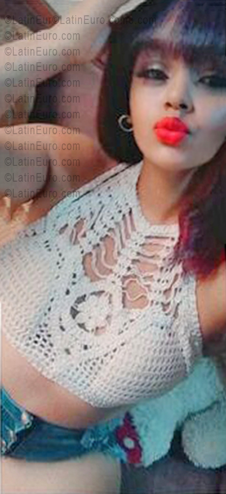 Date this exotic Dominican Republic girl Yudeny from Puerto Plata DO55827