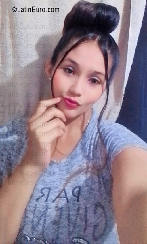 Date this exotic Venezuela girl Albanys from Caracas VE5440