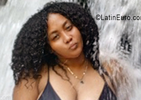 Date this good-looking Venezuela girl Verlianis from Caracas VE5582